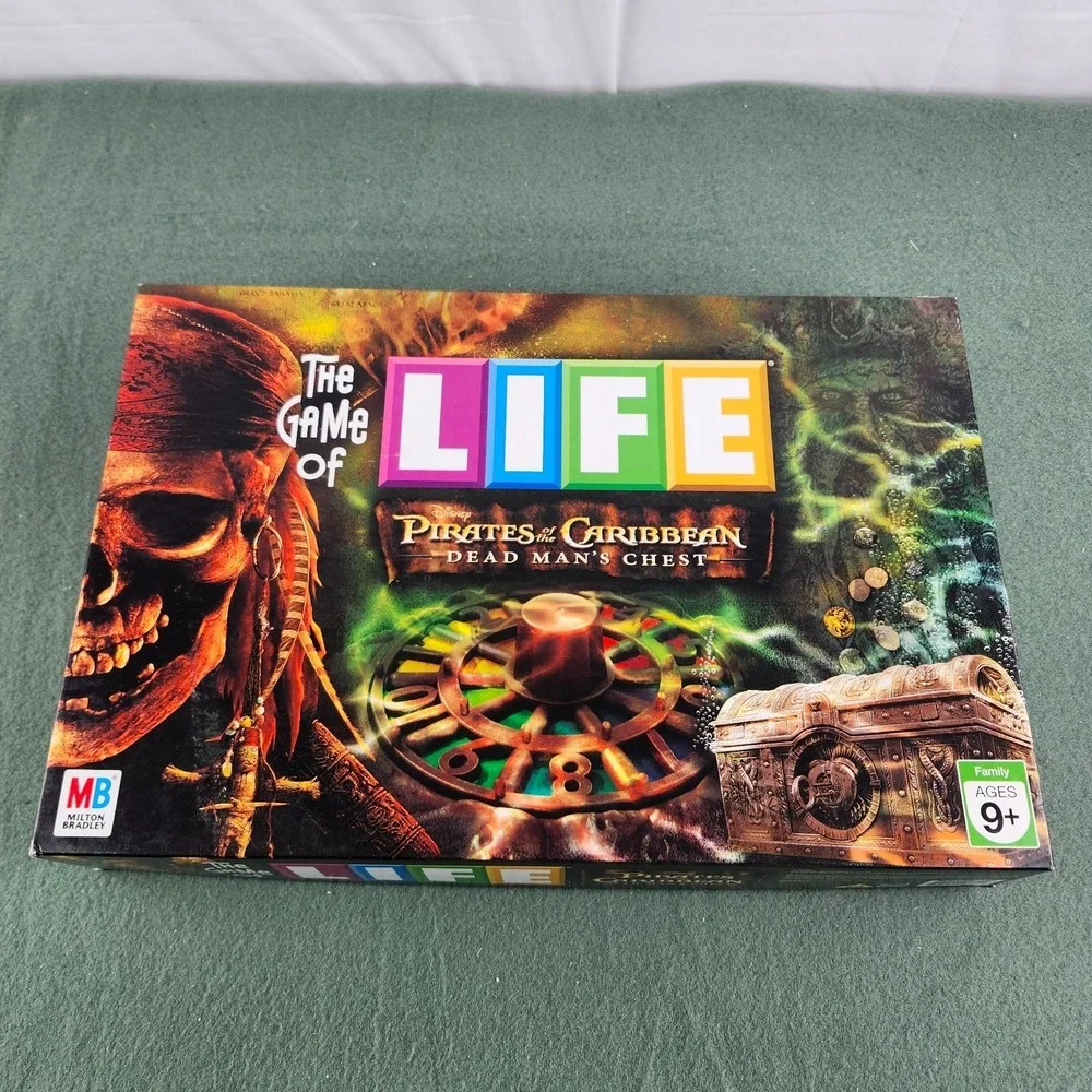 Game of Life: Pirates of the Caribbean Dead Man's Chest Milton Bradley Complete - Picture 5 of 6